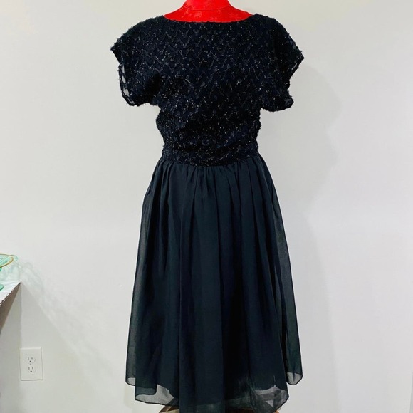Vintage Mid Century Custom Made Cocktail Dress Black Sheer Lace Plunge Bespoke - Picture 1 of 9